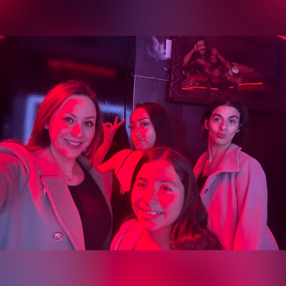 🥰Live Show Listing 🧿 - Picture 3 of 6